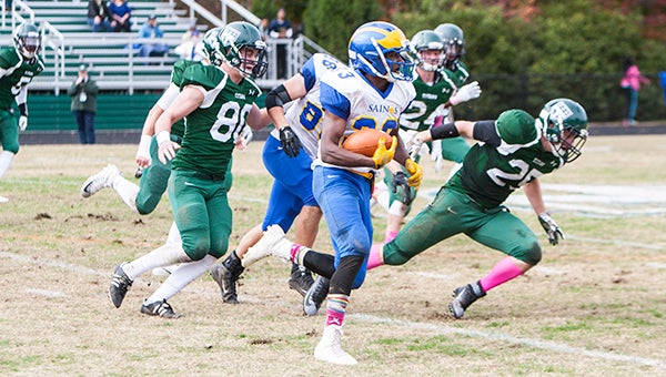 Nansemond-Suffolk Academy senior running back/defensive back Noah Giles has verbally committed to play football for the College of William & Mary.